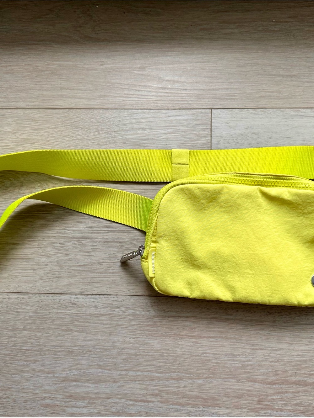 lululemon athletica Neon Yellow Everywhere 1L Belt Bag